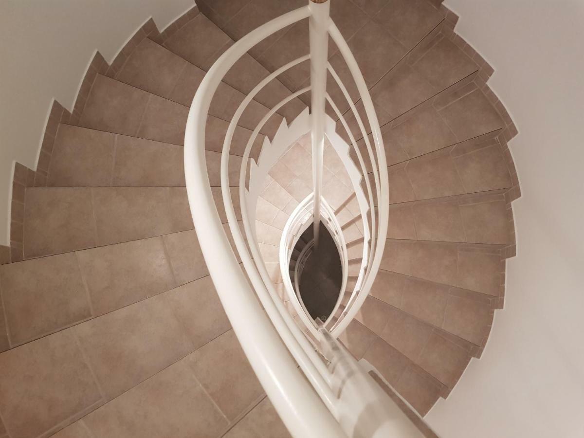 Zoli Apartmanok-Zoli Koelcsey 19 Villa ไฮจ์ดุสโซบอสโล ภายนอก รูปภาพ